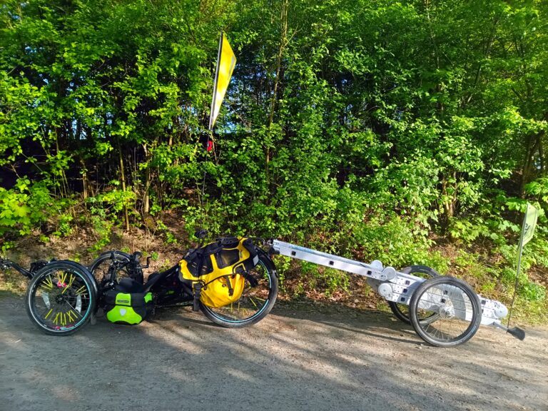 🚴 Turning A Ladder Into Freedom: My Custom Recumbent Trike Trailer By Fietser.be 🚴